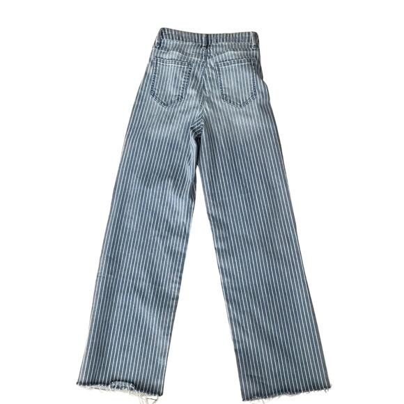 AQUA Women's Size 25 Blue Pinstripes Denim MidRise Wide Leg Frayed Hem Jeans - Picture 4 of 10